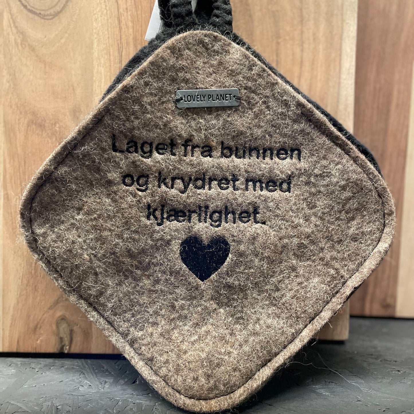 Gryteklut «laget fra bunn…» Brun