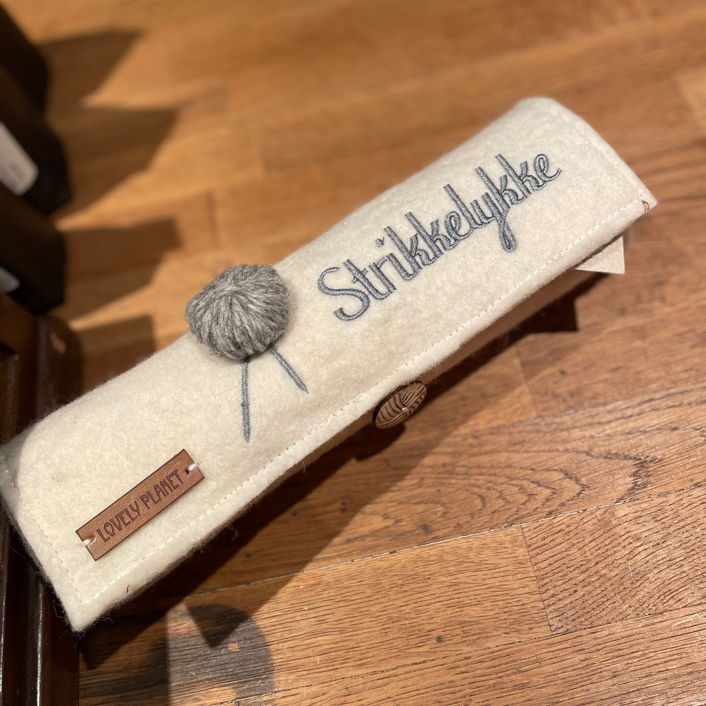 Strømpepinne etui Hvit